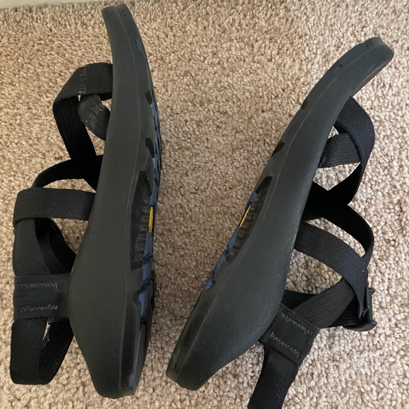 Chaco sandals - Picture 4 of 5